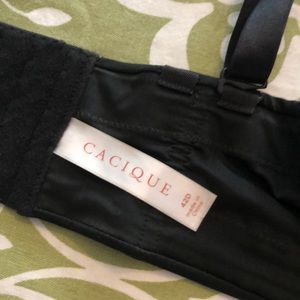 Cacique Intimates & Sleepwear - Cacique bra Cacique Intimates & Sleepwear - Cacique bra